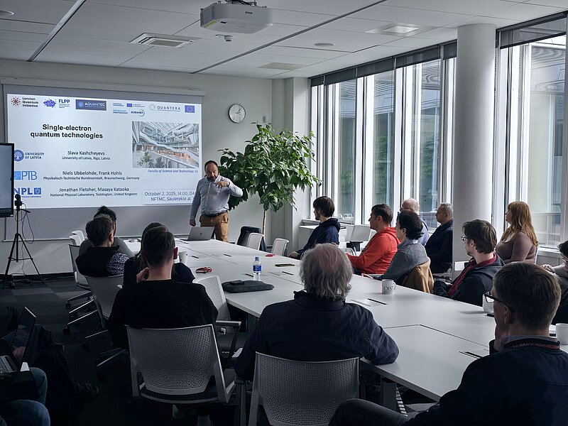 Prof. Vyacheslavs Kashcheyevs presents on single-electron quantum technologies at Quantum Lithuania seminar